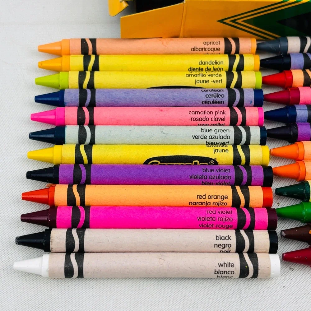 Crayola 24 Count Crayons‎ 2006 Binney & Smith USA Made Dandelion
